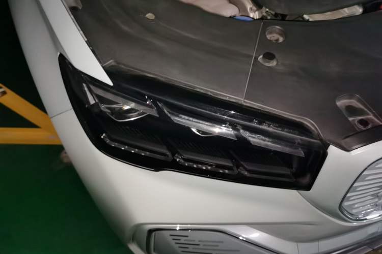 Used Geely Auto Monjaro L Extended Range Electric Version 2022 1.5T DHT Range-Extending Electric Flagship Edition Exterior 6