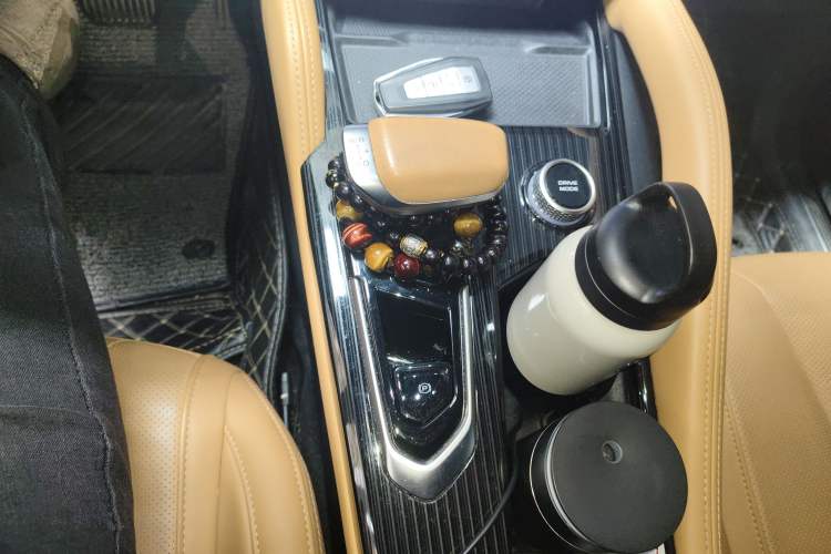 Used Geely Auto Monjaro L Extended Range Electric Version 2022 1.5T DHT Range-Extending Electric Flagship Edition Gear Lever