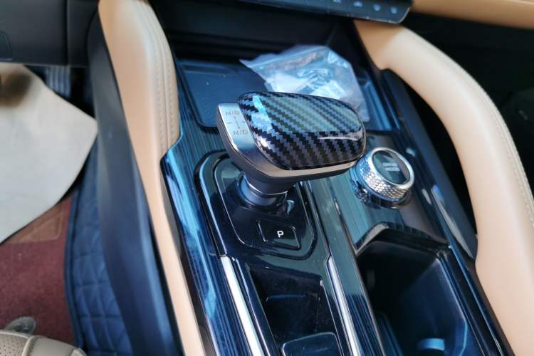 Used Geely Auto Monjaro L Extended Range Electric Version 2022 1.5T DHT Range-Extending Electric Supreme Edition Gear Lever
