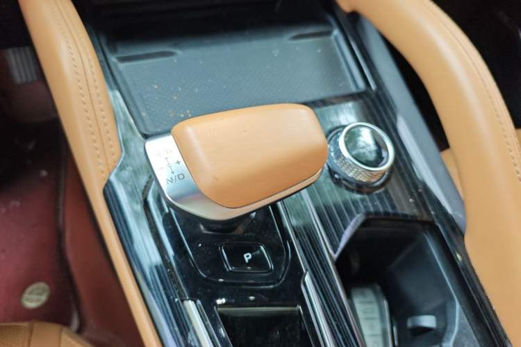 Used Geely Auto Monjaro L Extended Range Electric Version 2022 1.5T DHT Range-Extending Electric Flagship Edition Gear Lever