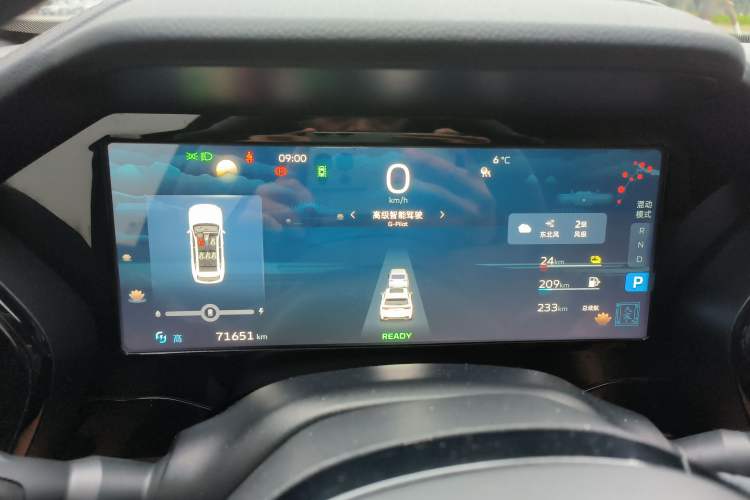 Used Geely Auto Monjaro L Extended Range Electric Version 2022 1.5T DHT Range-Extending Electric Supreme Edition Instrument Cluster