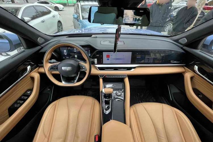 Used Geely Auto Monjaro L Extended Range Electric Version 2022 1.5T DHT Range-Extending Electric Flagship Edition Interior 1