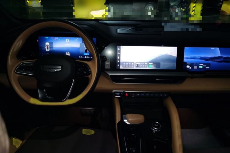 Used Geely Auto Monjaro L Extended Range Electric Version 2022 1.5T DHT Range-Extending Electric Flagship Edition Interior 2
