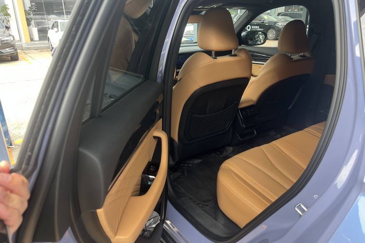 Used Geely Auto Monjaro L Extended Range Electric Version 2022 1.5T DHT Range-Extending Electric Flagship Edition Interior 3