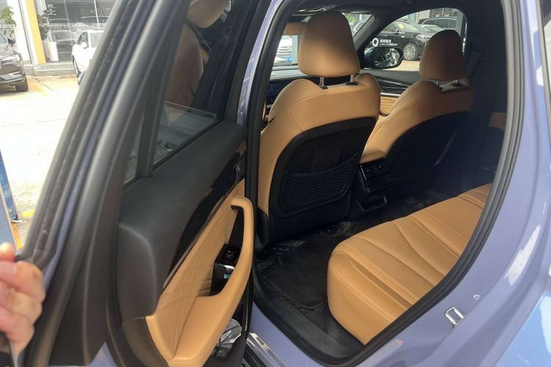 Used Geely Auto Monjaro L Extended Range Electric Version 2022 1.5T DHT Range-Extending Electric Flagship Edition Interior 3