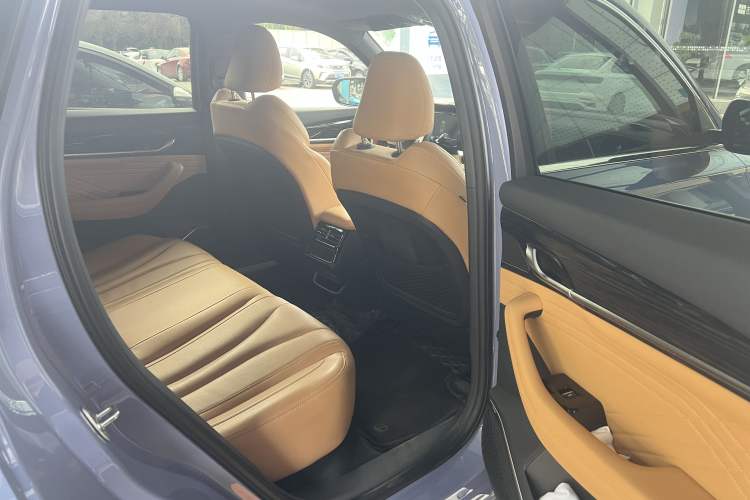 Used Geely Auto Monjaro L Extended Range Electric Version 2022 1.5T DHT Range-Extending Electric Flagship Edition Interior 8
