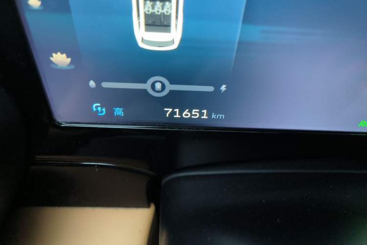 Used Geely Auto Monjaro L Extended Range Electric Version 2022 1.5T DHT Range-Extending Electric Supreme Edition Odometer Close Up