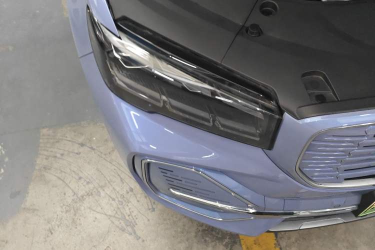 Used Geely Auto Monjaro L Extended Range Electric Version 2022 1.5T DHT Range-Extending Electric Flagship Edition Right Front Headlight