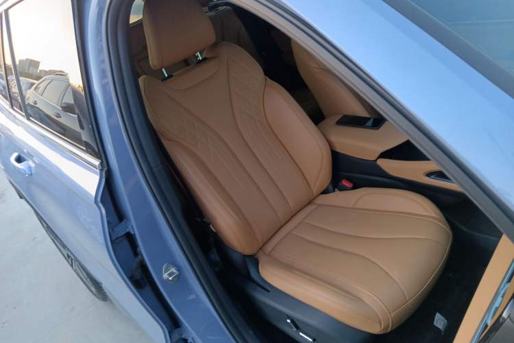 Used Geely Auto Monjaro L Extended Range Electric Version 2022 1.5T DHT Range-Extending Electric Supreme Edition Right Front Seat