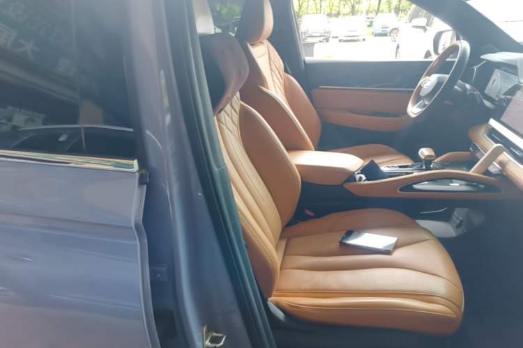 Used Geely Auto Monjaro L Extended Range Electric Version 2022 1.5T DHT Range-Extending Electric Flagship Edition Right Front Seat