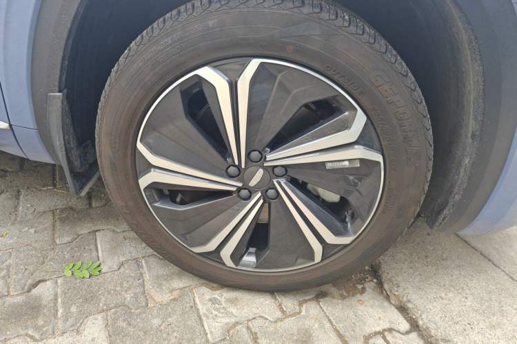 Used Geely Auto Monjaro L Extended Range Electric Version 2022 1.5T DHT Range-Extending Electric Flagship Edition Right Front Wheel Hub