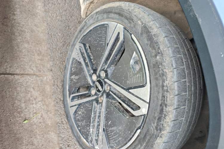 Used Geely Auto Monjaro L Extended Range Electric Version 2022 1.5T DHT Range-Extending Electric Flagship Edition Right Front Wheel Hub
