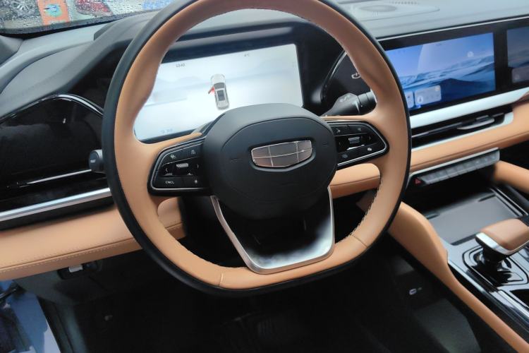 Used Geely Auto Monjaro L Extended Range Electric Version 2022 1.5T DHT Range-Extending Electric Supreme Edition Steering Wheel