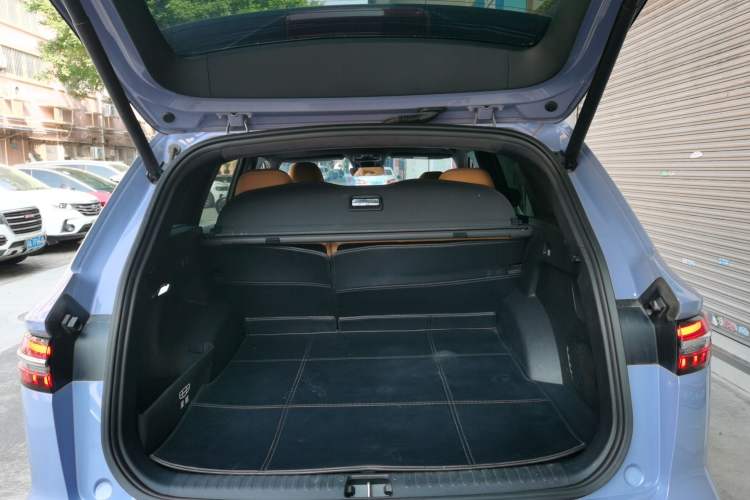Used Geely Auto Monjaro L Extended Range Electric Version 2022 1.5T DHT Range-Extending Electric Supreme Edition Trunk