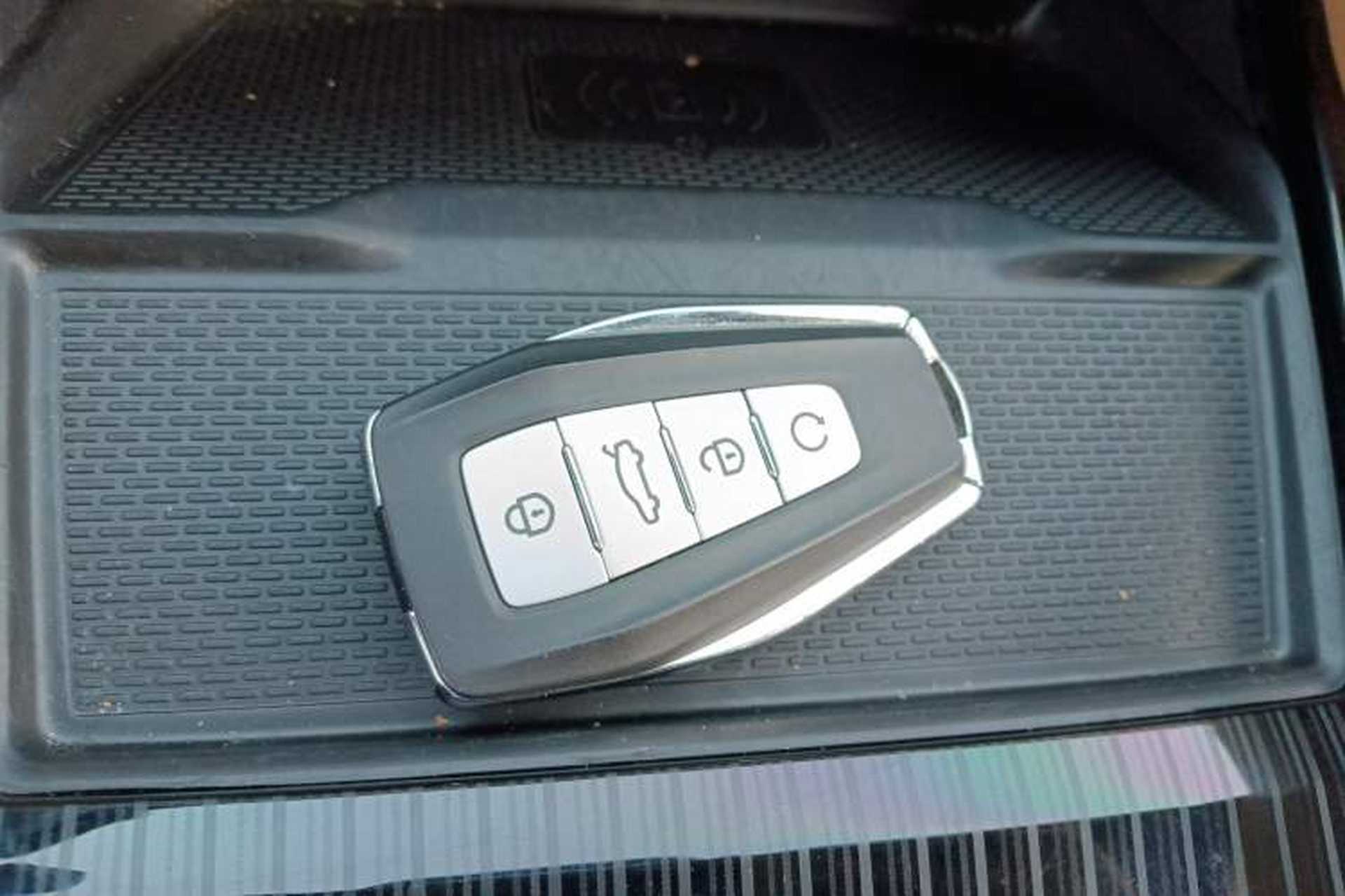 Used Geely Auto Monjaro L Extended Range Electric Version 2022 1.5T DHT Range-Extending Electric Supreme Edition Vehicle Key