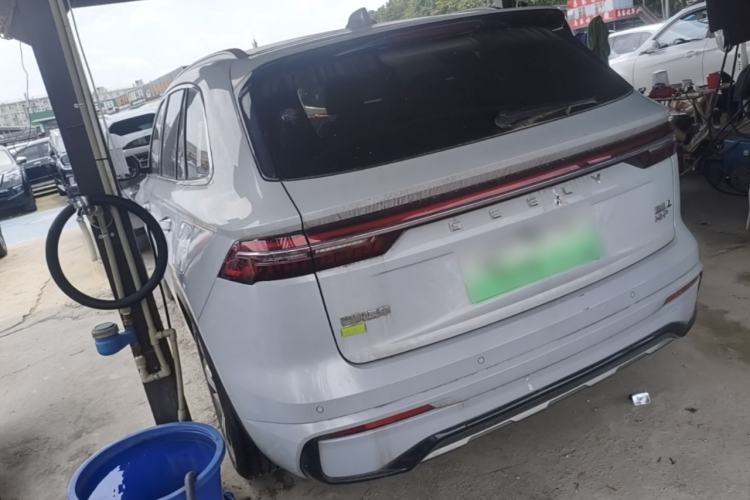 Used Geely Auto Monjaro L Extended Range Electric Version 2022 1.5T DHT Range-Extending Electric Supreme Edition Rear Left 45 Deg