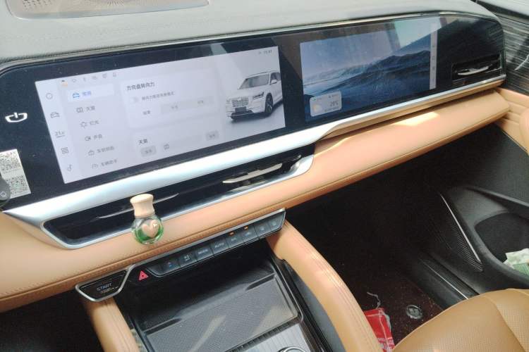 Used Geely Auto Monjaro L Extended Range Electric Version 2022 1.5T DHT Range-Extending Electric Supreme Edition Audio And AC Panel