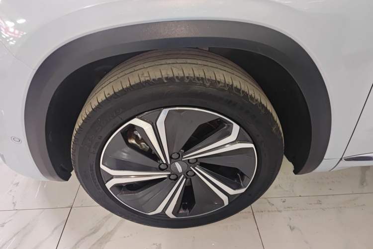 Used Geely Auto Monjaro L Extended Range Electric Version 2022 1.5T DHT Range-Extending Electric Flagship Edition Exterior 4