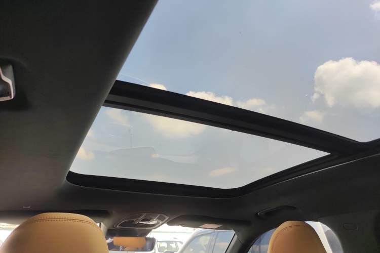 Used Geely Auto Monjaro L Extended Range Electric Version 2022 1.5T DHT Range-Extending Electric Flagship Edition Headliner