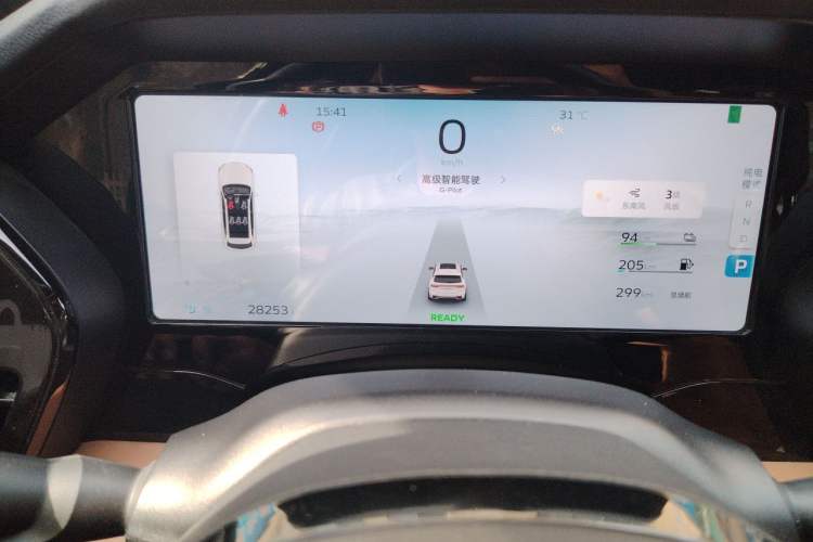 Used Geely Auto Monjaro L Extended Range Electric Version 2022 1.5T DHT Range-Extending Electric Supreme Edition Instrument Cluster