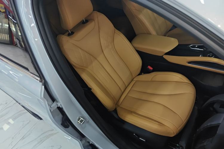 Used Geely Auto Monjaro L Extended Range Electric Version 2022 1.5T DHT Range-Extending Electric Flagship Edition Right Front Seat