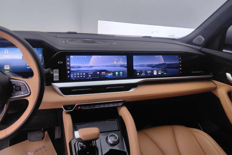 Used Geely Auto Monjaro L Extended Range Electric Version 2022 1.5T DHT Range-Extending Electric Flagship Edition Audio And AC Panel