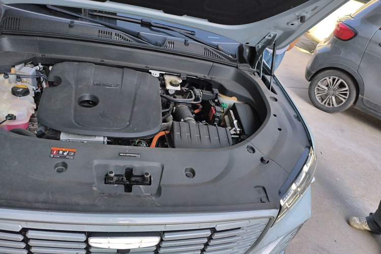 Used Geely Auto Monjaro L Extended Range Electric Version 2022 1.5T DHT Range-Extending Electric Supreme Edition Engine Bay Left