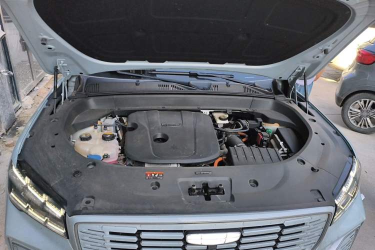 Used Geely Auto Monjaro L Extended Range Electric Version 2022 1.5T DHT Range-Extending Electric Supreme Edition Engine Bay