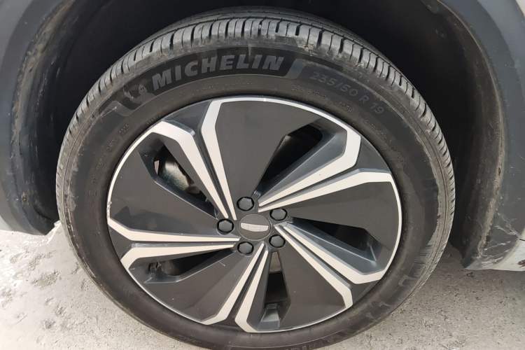 Used Geely Auto Monjaro L Extended Range Electric Version 2022 1.5T DHT Range-Extending Electric Supreme Edition Exterior 4