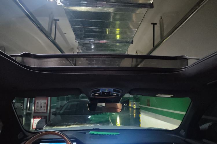 Used Geely Auto Monjaro L Extended Range Electric Version 2022 1.5T DHT Range-Extending Electric Supreme Edition Headliner