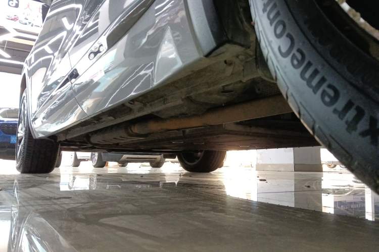 Used Geely Auto Monjaro L Extended Range Electric Version 2022 1.5T DHT Range-Extending Electric Flagship Edition Left Side Sill