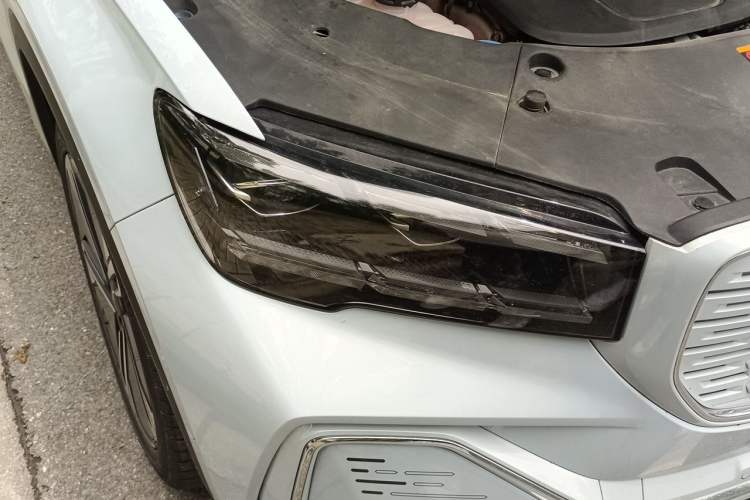 Used Geely Auto Monjaro L Extended Range Electric Version 2022 1.5T DHT Range-Extending Electric Flagship Edition Right Front Headlight