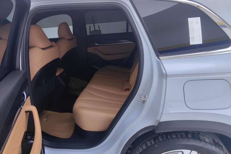 Used Geely Auto Monjaro L Extended Range Electric Version 2022 1.5T DHT Range-Extending Electric Flagship Edition Right Rear Seat