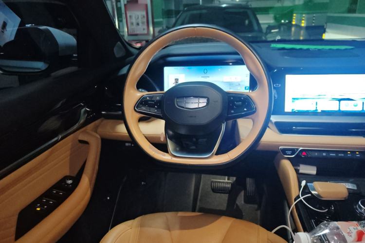 Used Geely Auto Monjaro L Extended Range Electric Version 2022 1.5T DHT Range-Extending Electric Supreme Edition Steering Wheel