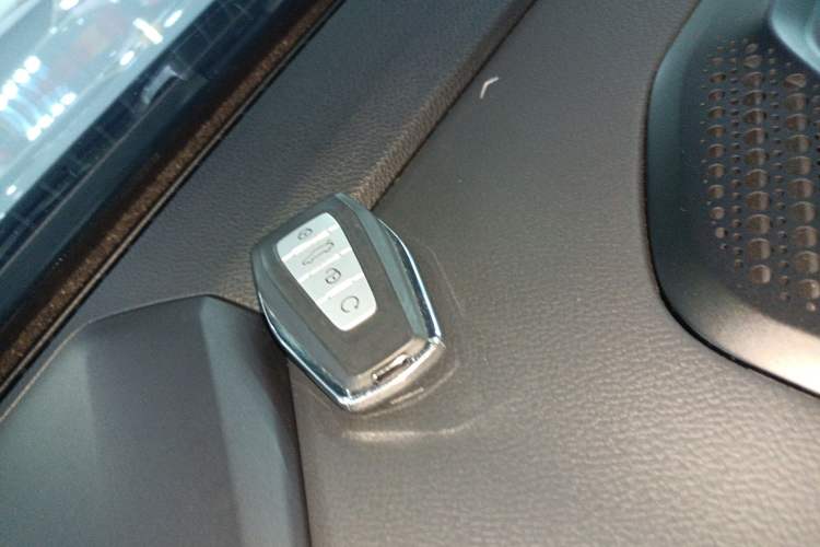 Used Geely Auto Monjaro L Extended Range Electric Version 2022 1.5T DHT Range-Extending Electric Supreme Edition Vehicle Key