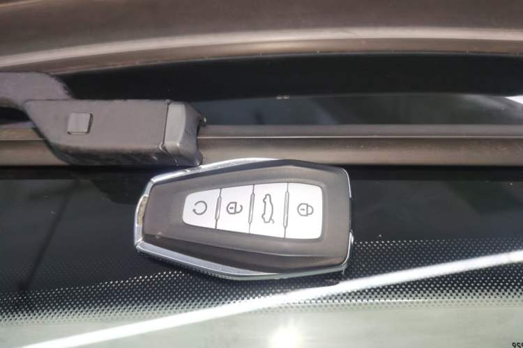 Used Geely Auto Monjaro L Extended Range Electric Version 2022 1.5T DHT Range-Extending Electric Supreme Edition Vehicle Key