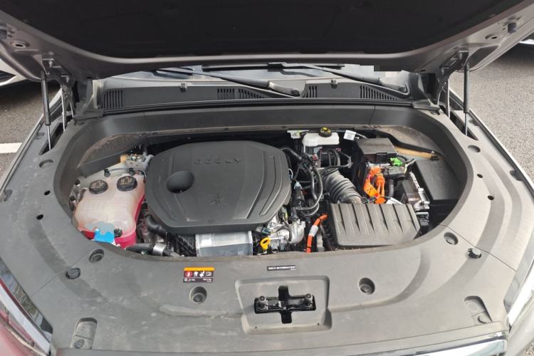 Used Geely Auto Monjaro L Intelligent Engine 2024 1.5T Galaxy Edition Engine Bay