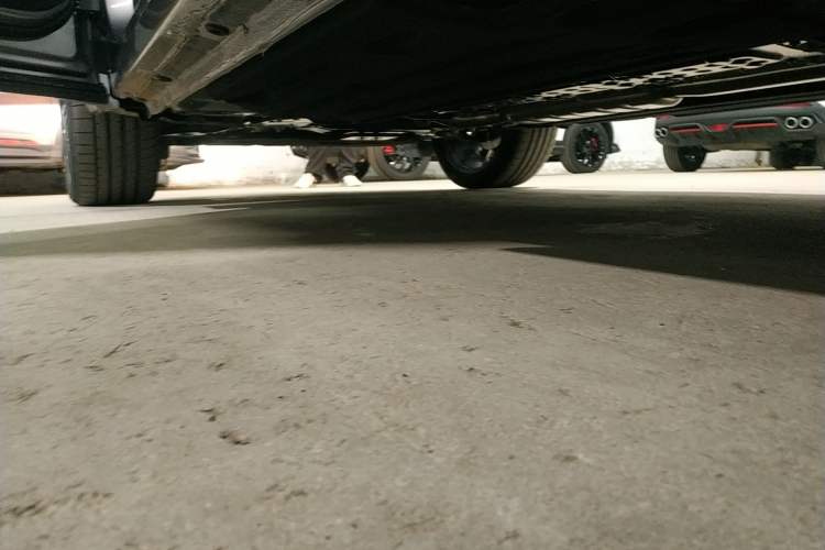 Used Geely Auto Monjaro L Intelligent Engine 2024 1.5T Tiangong Edition Left Side Sill