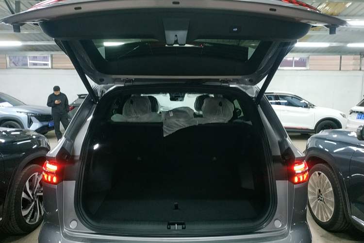 Used Geely Auto Monjaro L Intelligent Engine 2024 1.5T Tiangong Edition Trunk