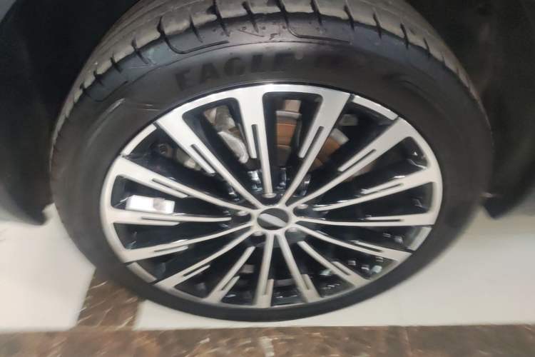 Used Geely Auto Monjaro L Intelligent Engine 2024 1.5T Tiangong Edition Exterior 5