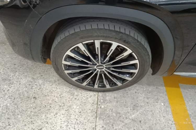 Used Geely Auto Monjaro L Intelligent Engine 2024 1.5T Tiangong Edition Left Front Wheel Hub