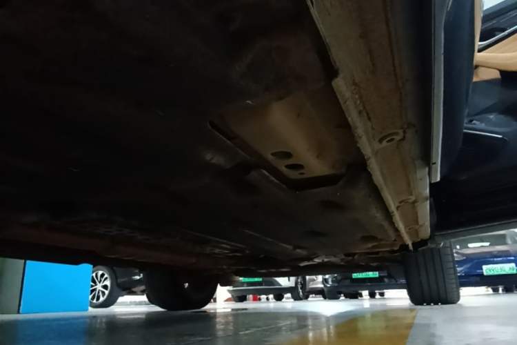 Used Geely Auto Monjaro L Intelligent Engine 2024 1.5T Tiangong Edition Left Side Sill