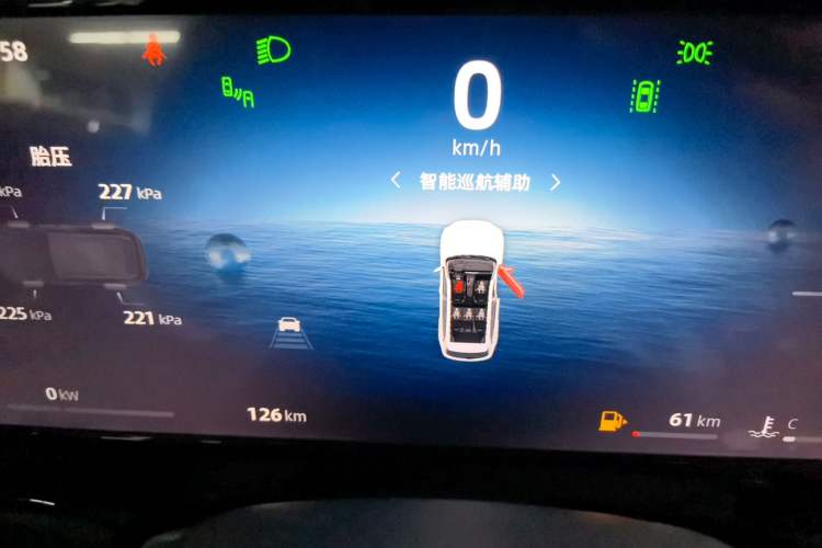 Used Geely Auto Monjaro L Intelligent Engine 2024 1.5T Tiangong Edition Odometer Close Up