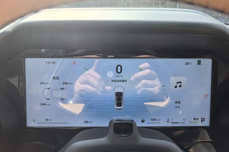 Used Geely Auto Monjaro L Intelligent Engine 2024 1.5T Tiangong Edition Odometer Close Up