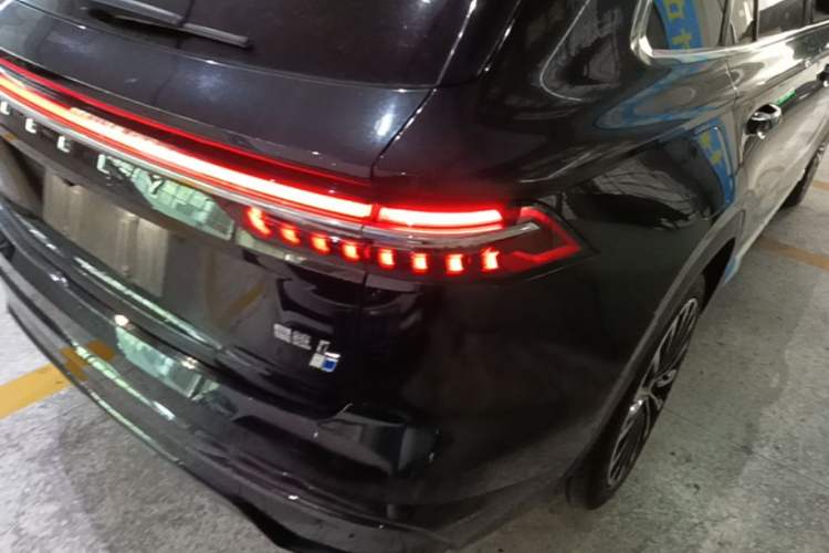 Used Geely Auto Monjaro L Intelligent Engine 2024 1.5T Tiangong Edition Right Rear Taillight