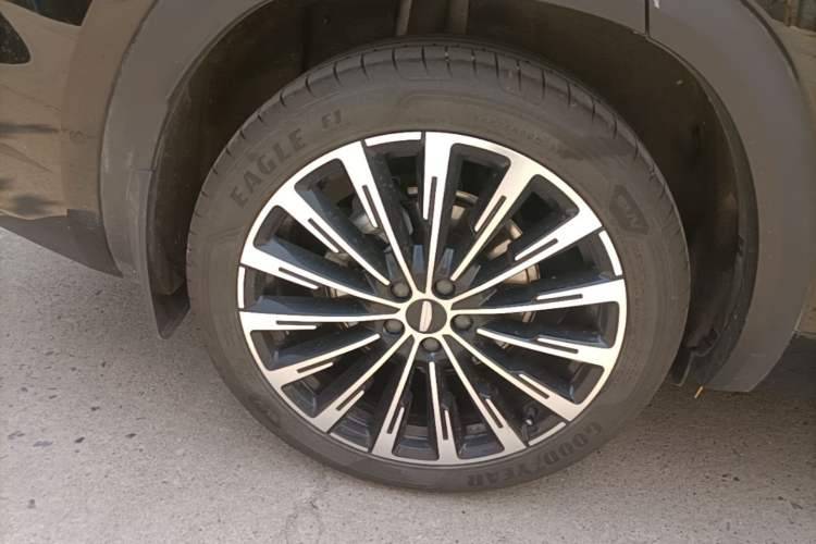 Used Geely Auto Monjaro L Intelligent Engine 2024 1.5T Tiangong Edition Right Rear Wheel Hub