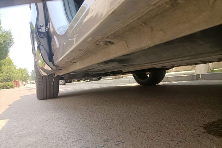 Used Geely Auto Monjaro L Intelligent Engine 2024 1.5T Tiangong Edition Right Side Sill
