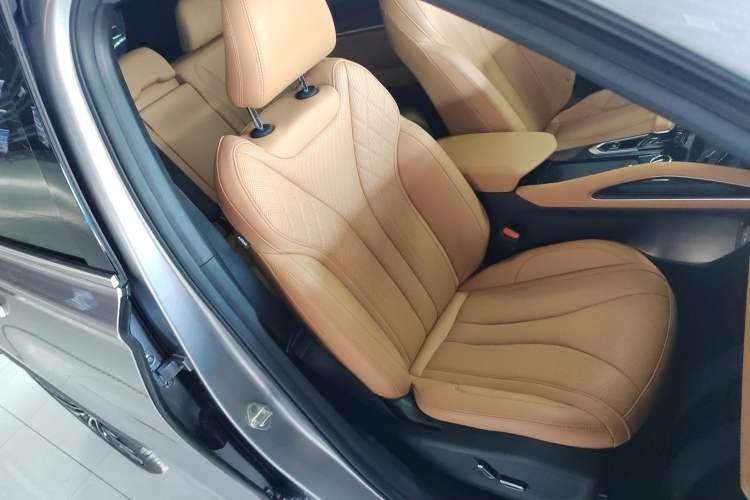 Used Geely Auto Monjaro L Intelligent Engine 2024 1.5T Galaxy Edition Right Front Seat