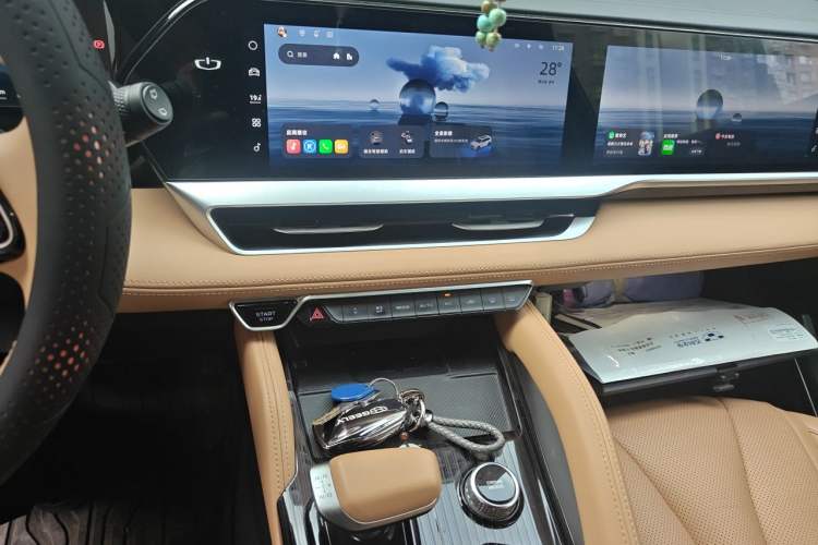 Used Geely Auto Monjaro L Intelligent Engine 2024 1.5T Galaxy Edition Audio And AC Panel