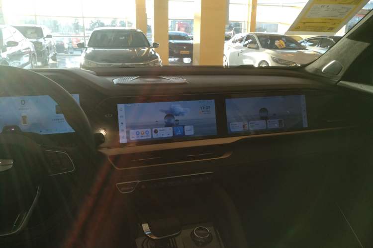 Used Geely Auto Monjaro L Intelligent Engine 2024 1.5T Tiangong Edition Audio And AC Panel